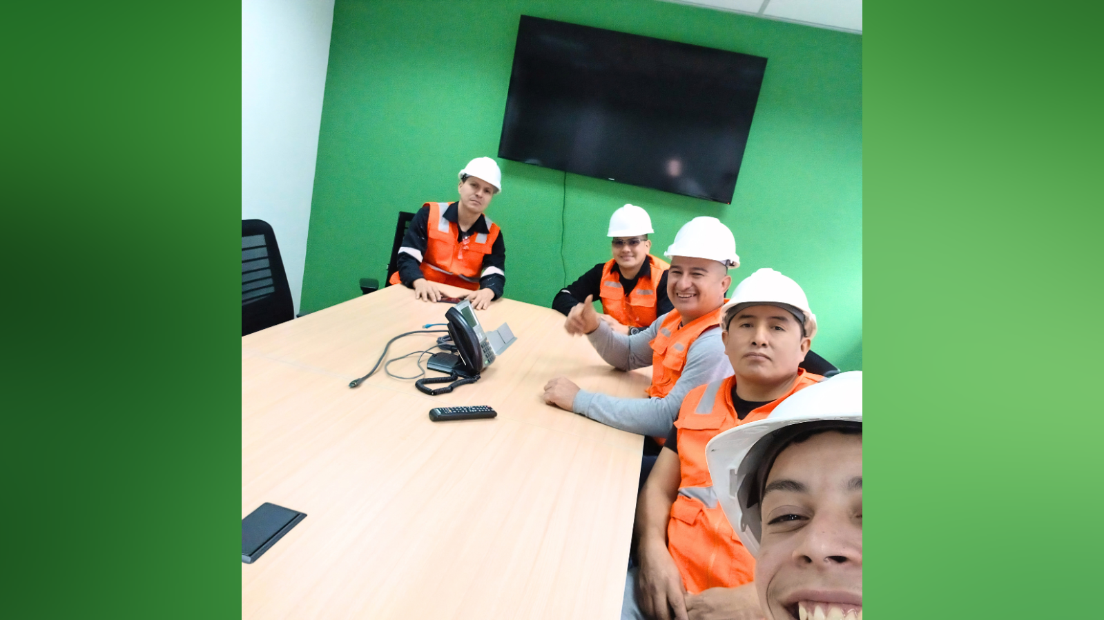 equipo de tecnicos de grupo durango